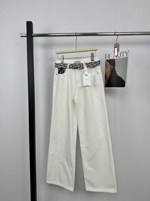 Chanel Exclusive White Denim Trousers with Pocket Monogram