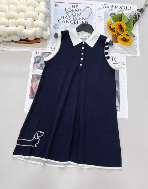 Thom Browne Cute Puppy Pattern Sleeveless Knit Dress with Elegant Design