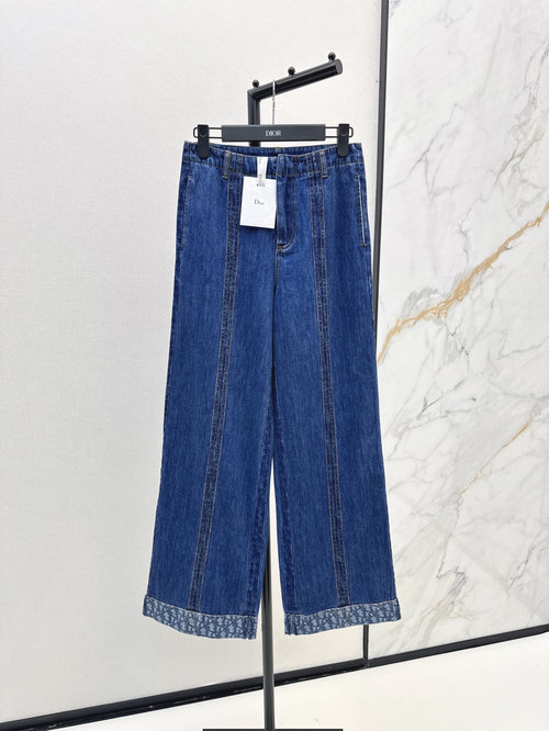 Dior Minimalist Denim Trousers: Wardrobe Must-Have
