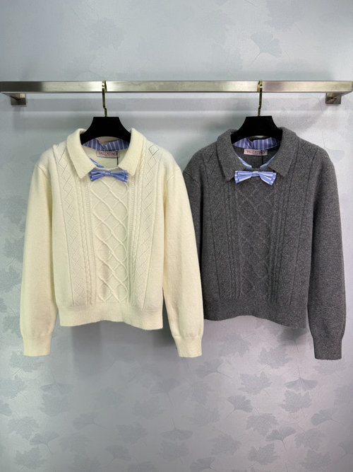 Valentino Turn - down Collar Knit Sweater with Checkerboard and Bow