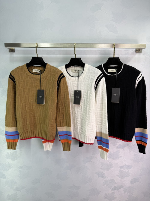 Fendi Color Block Round Neck Knit Long Sleeve with Custom Wool Material, Artistic and Light Luxury