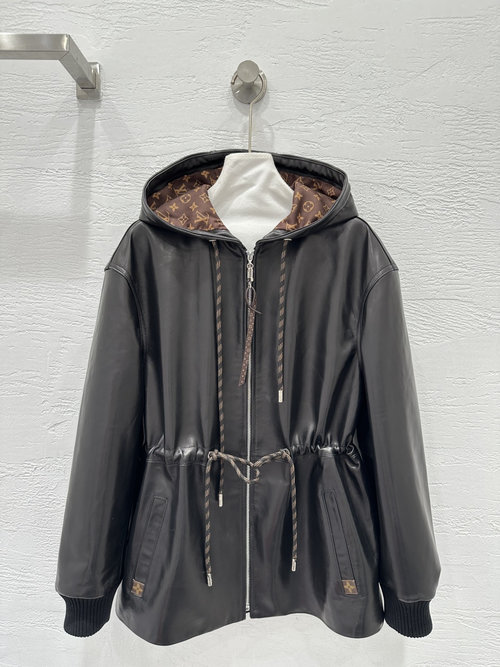 Loewe Original Single-Quality Sheepskin Windbreaker: Elegant and Slimming