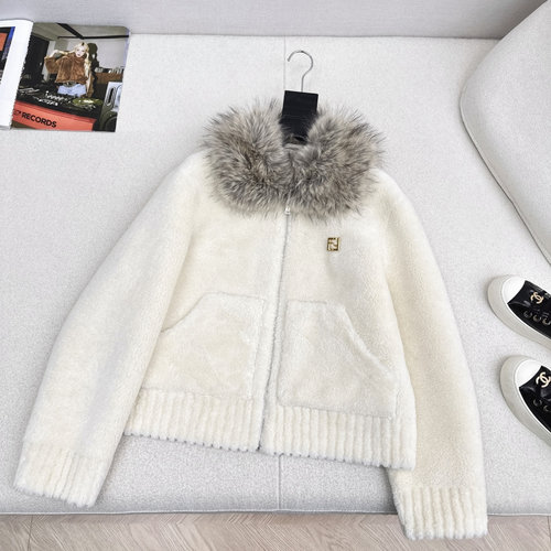 Fendi Eco-Fur Collar H-Shaped Coat, Stylish and Warm