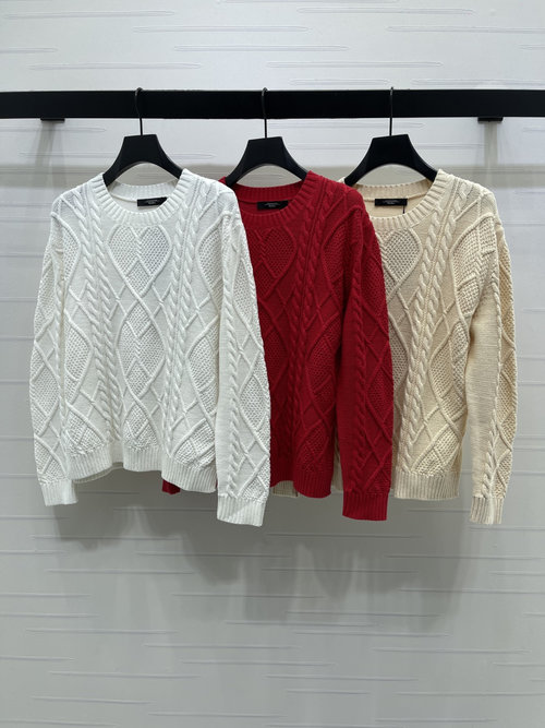 Max Mara Cable Knit Round Neck Long Sleeve Sweater