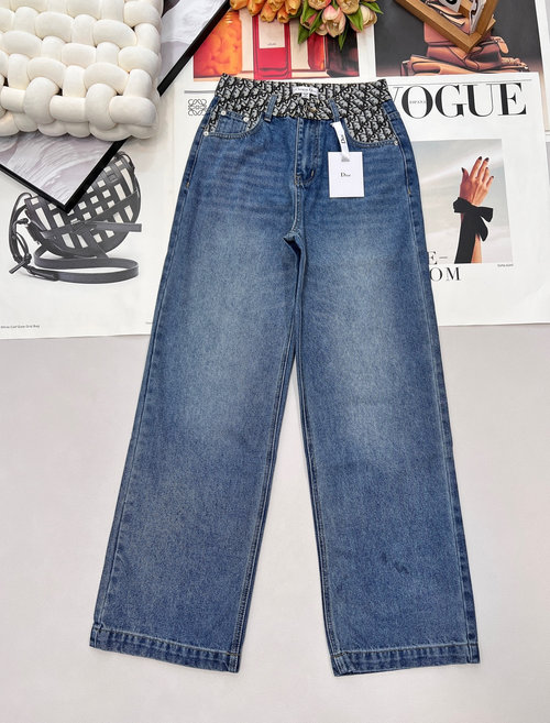 Dior Contrast Stitched Straight Jeans with Vintage Style