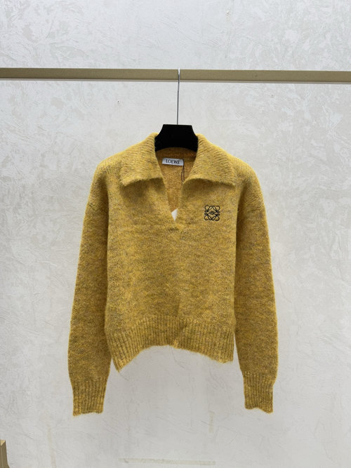 Loewe Solid Color Collared Knit Long-Sleeve Top