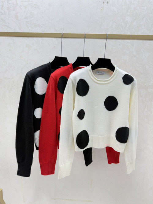 Max Mara Polka Dot Round Neck Knit Long Sleeve in Tricolor