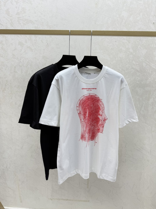 Alexander Wang Graceful White Knitted Short Sleeve Top with Contrast Head Motifs and Round Neck