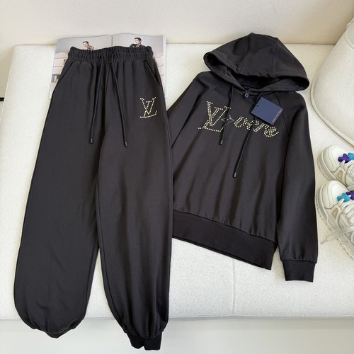 Louis Vuitton Fashionable Hoodie and Relaxed Pants Set with Logo
