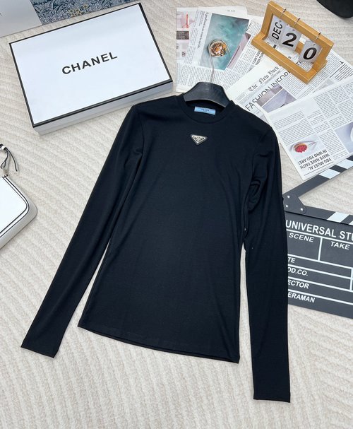 Prada High - Elasticity Cotton Long - Sleeve Round - Neck T - Shirt for Layering