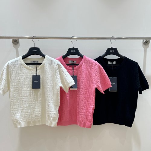 Fendi Three - Color Jacquard Short - Sleeve Shirt with Elegant Lettering