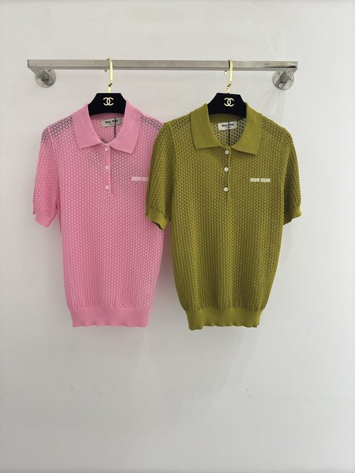 Miu Miu Retro Style Breathable Polo-Neck Knit Short-Sleeved Top