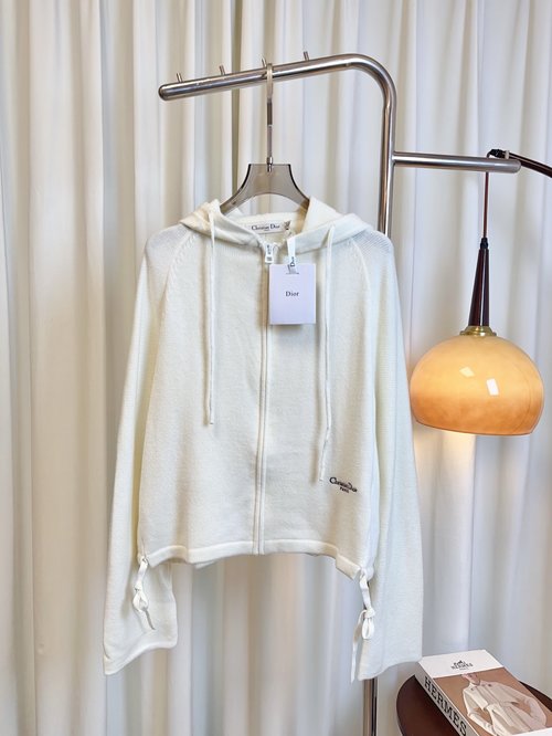 Dior Wool Zip-Up Cardigan with Embroidered Logo, Exquisite Craftsmanship