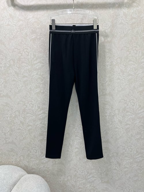 Loro Piana Solid Black Elastic Waistband Leggings