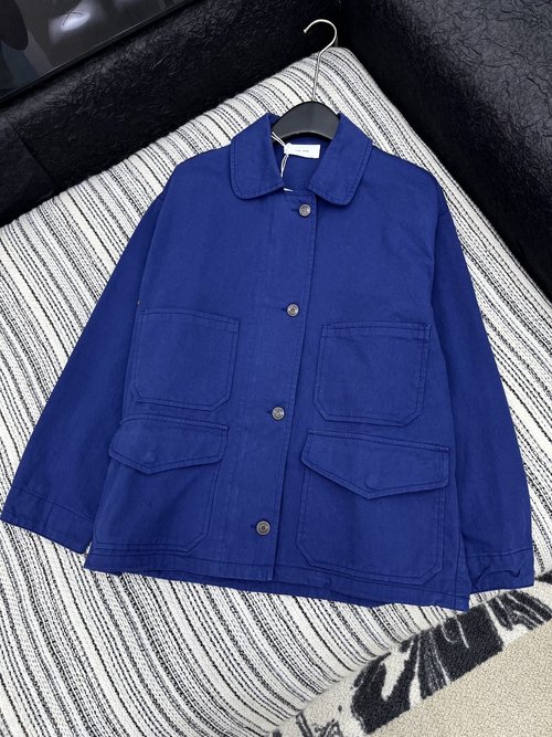 Hermes Solid Color Collared Coat, Classic and Suitable for Any Occasion