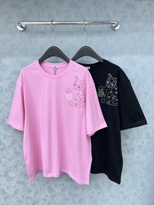 Loewe Exquisite Embroidered Short-Sleeve T-Shirt, Unisex and Fashionable