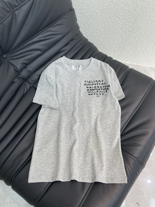 Loewe Exquisite Embroidery Short Sleeve T-shirt for Stylish Look