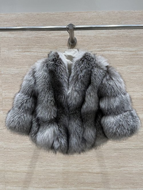 Fendi Stylish Cross Fox Cloak - style Outer Garment