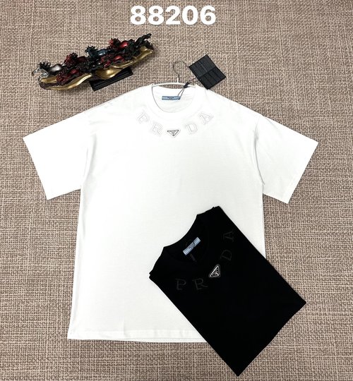 Prada Pure Cotton Double-Yarn Plain Weave Embroidered T-Shirt