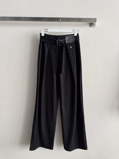 Loro Piana Casual Trousers with Belt & Logo, Stylish & Comfortable