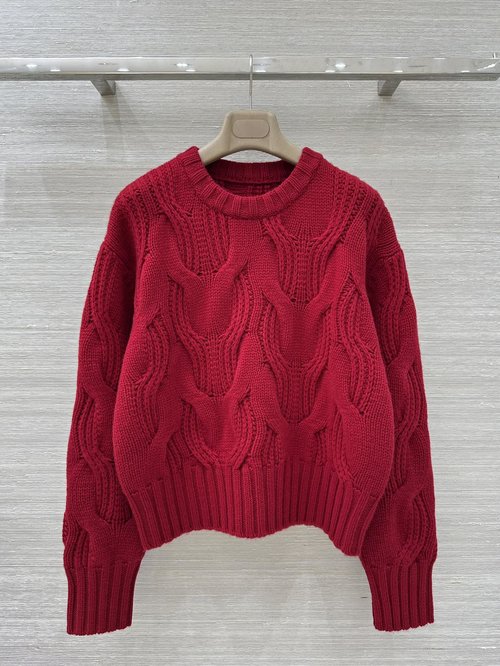 Bottega Veneta Luxury Big Cable Knit Cashmere Sweater, Elegant and Streamlined