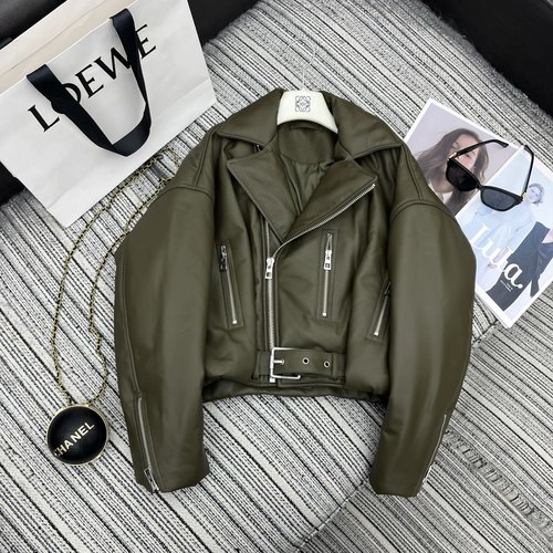 Loewe Recommended Early Autumn-Winter Collection: Lambskin Collared Cotton Jacket