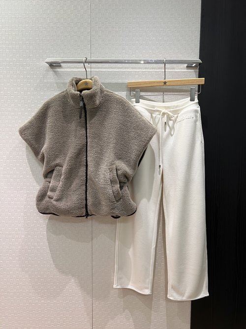 Brunello Cucinelli BC Trimmed High - Collar Furry Vest with Smart Waist