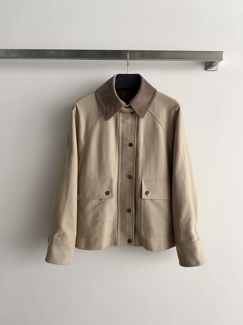Brunello Cucinelli Linen Workwear Jacket: Breathable Comfort, Contrast Collar Detail