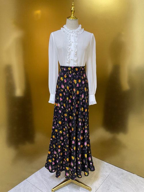 Dolce & Gabbana Black Base with Multicolor Rose Floral Silk Sun Pleated Skirt