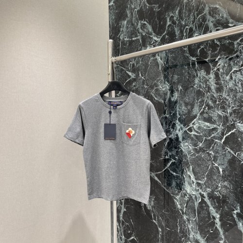 Louis Vuitton Flower Pocket Short-Sleeve Tee with Embroidered Badge