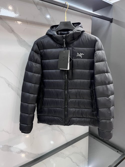 ArcTeryx Down Jacket with 90% Down Filling