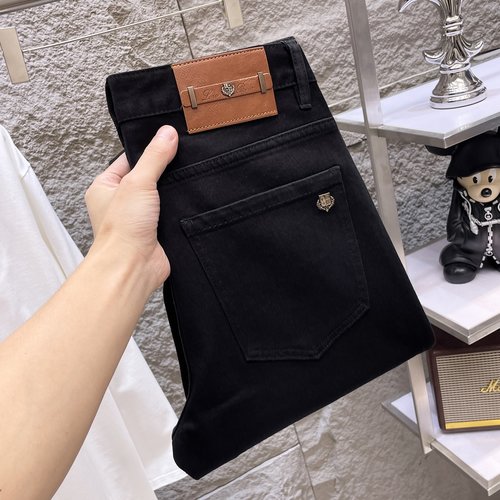 Loro Piana High-elasticity Jeans with Fine Details