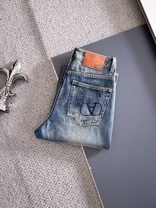 Valentino High-Elasticity Washable Jeans, Comfortable Fit