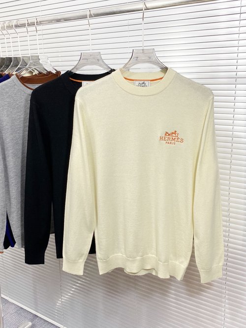 Hermes Cashmere - Wool Blend Knit Sweater with Embroidered Logo