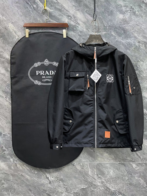 Loewe Full-labeled Jacket with High Comfort and Good Fit