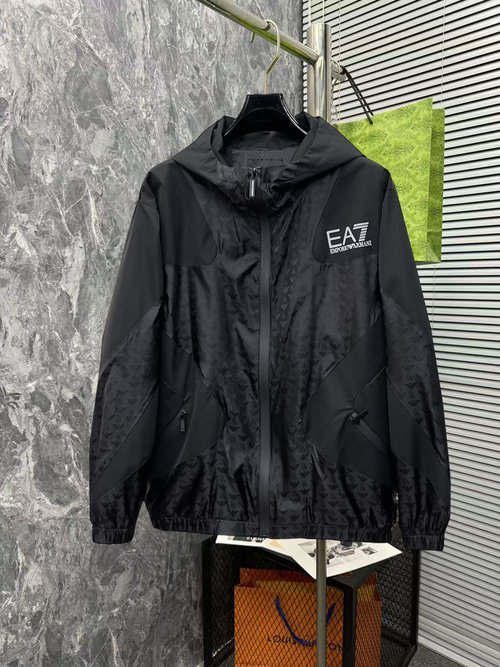 Armani Jacket with High Comfort and Good Fit