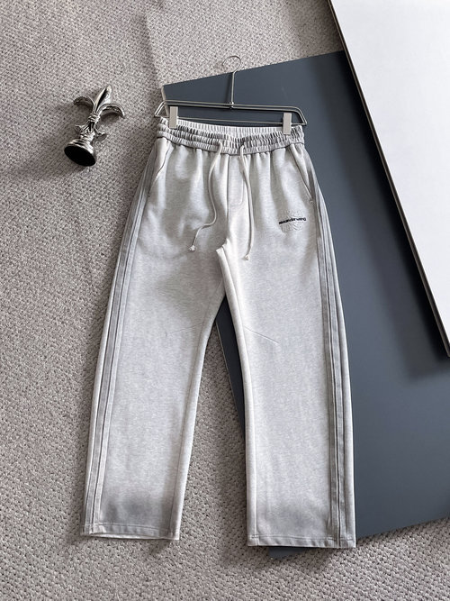 Alexander Wang Casual Pants with Classic Logo and High Comfort