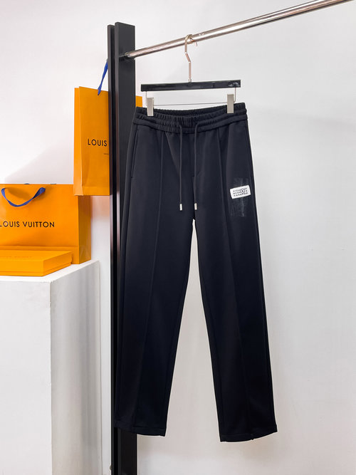 Maison Margiela New Arrival Logo Casual Pants with Custom Fabric