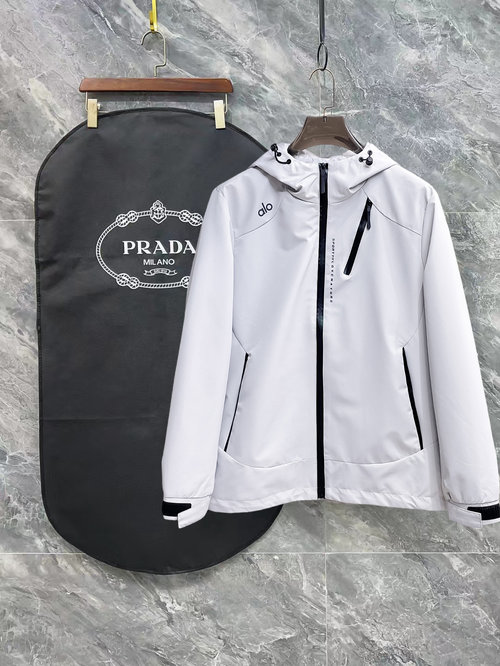 Loewe Reversible Jacket with High Comfort and Fine Details