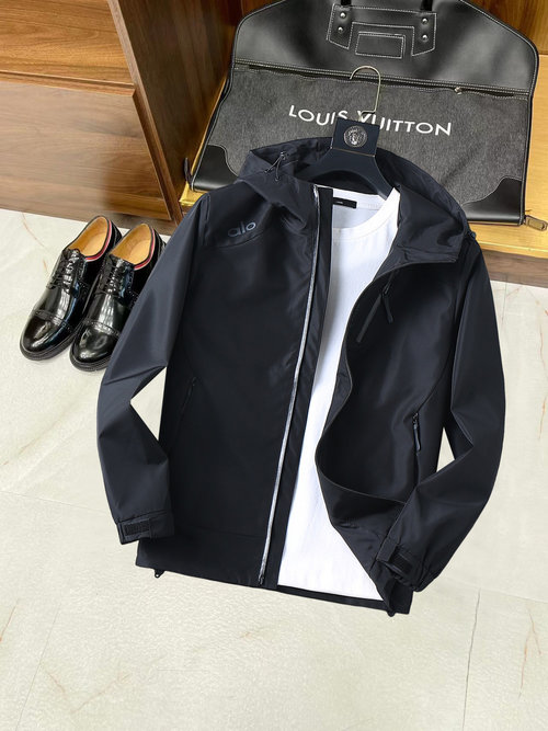 Loewe Premium Jacket with Breathable Fabric and Nice Fit