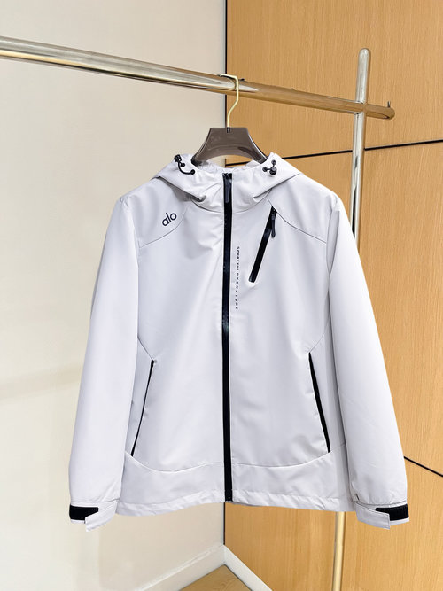 Loewe Reversible Jacket with High Comfort and Fine Details