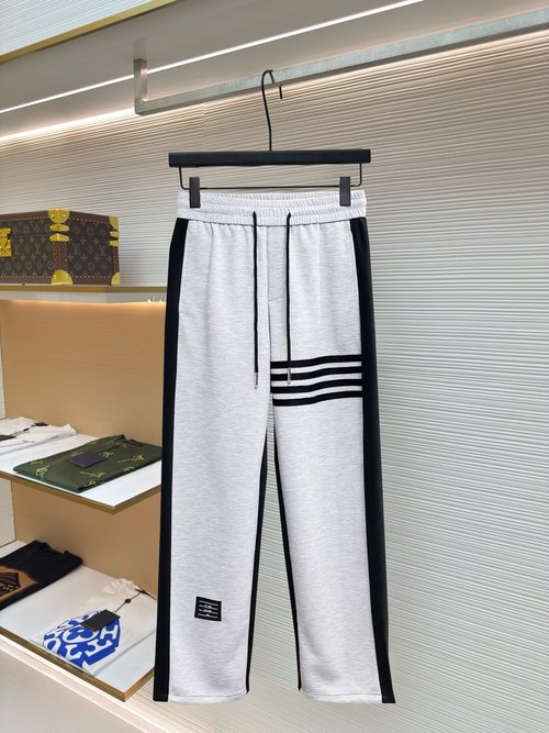 Thom Browne New Arrival Logo Casual Pants with Good Feel