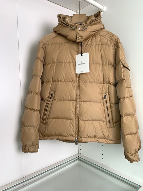 Moncler Down Jacket with Detachable Hood and Premium Fabric