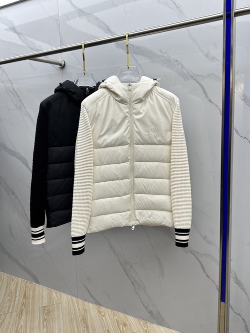 Moncler Fashionable Knit-Spliced Down Jacket