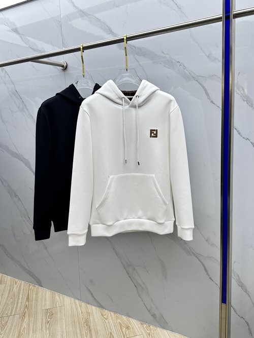 Fendi Hooded Sweatshirt with Logo for All Body Shapes