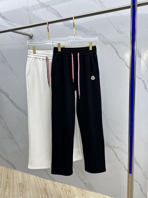 Moncler Fleece-lined Straight-leg Casual Pants - High Comfort Level