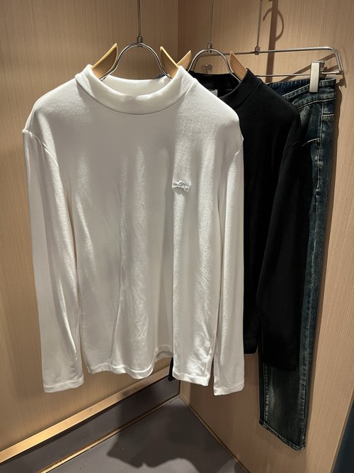 Burberry Top Logo Embroidery Long-sleeved Base Layer