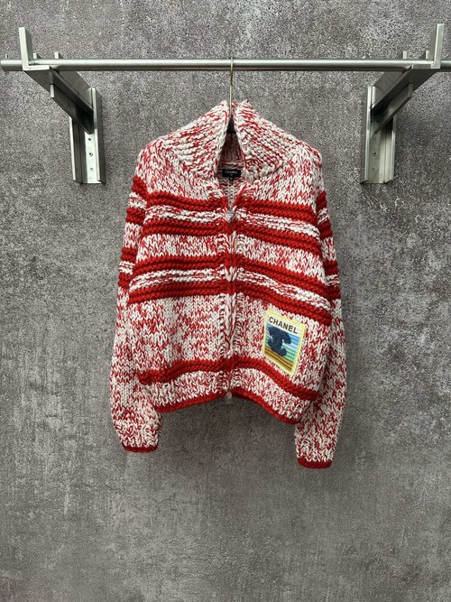 Chanel Retro Knitted Cardigan with Stripe Color - Blocking