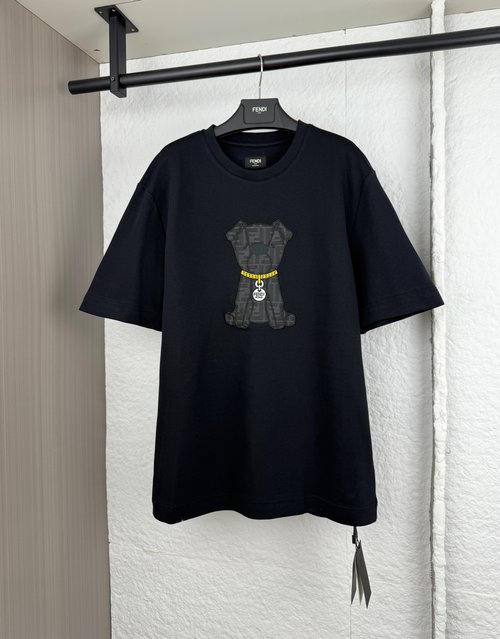 Fendi Fendi Dog Patch Embroidered Short Sleeve Tee
