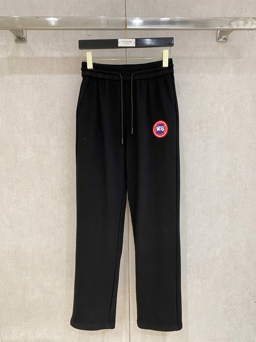 Canada Goose Warm and Stylish Straight-leg Casual Pants